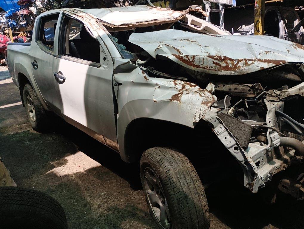  Mitsubishi L200 2016    EN DESARME